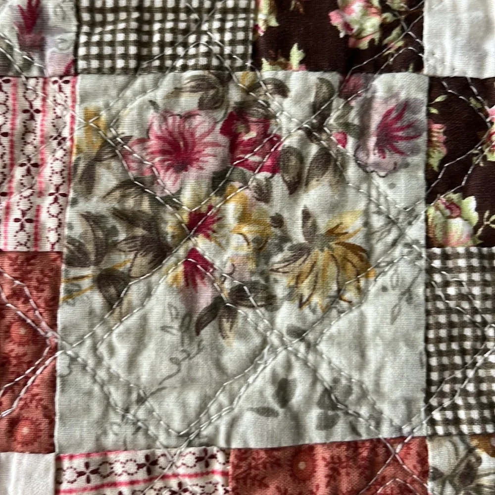 Vintage JCPenney Home Collection 102” x 73” Patch Cotton Quilt